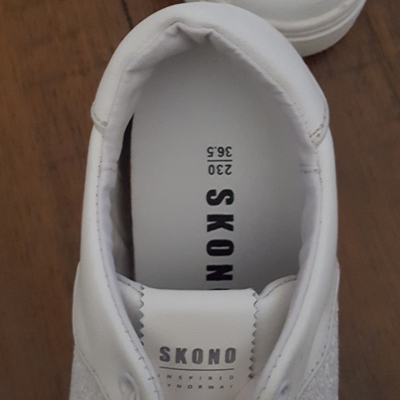 SKONO Norway -‎ White Glitter Sneakers - Picture 6 of 6